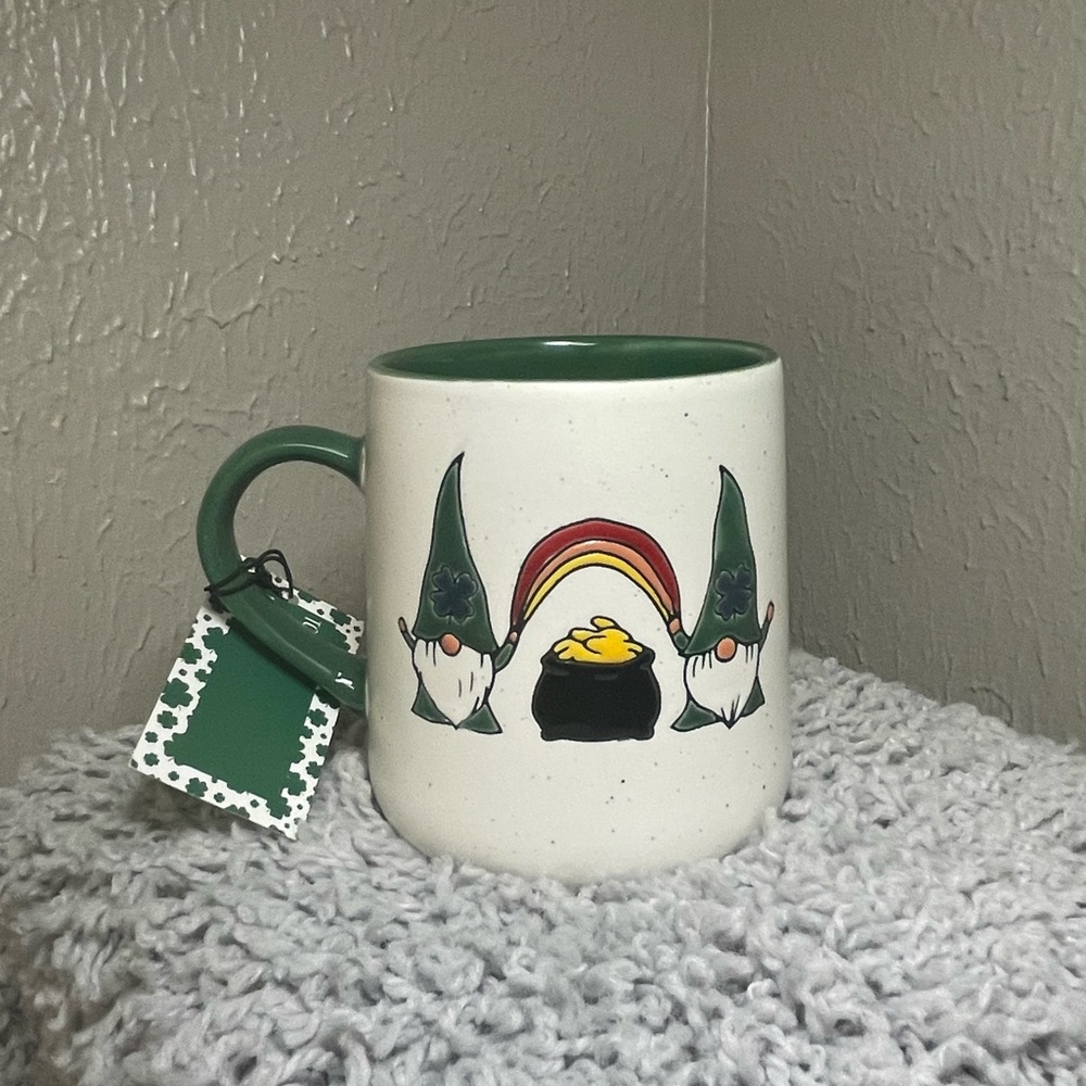 Leprechaun rainbow mug